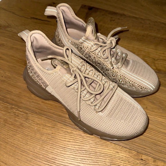 Steve Madden maxima sneaker - Picture 4 of 8